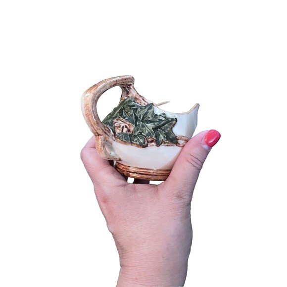 McCoy Ivy Pattern Gravy Boat Faux Vine Handle Made in USA Ceramic Vintage - Picture 4 of 7
